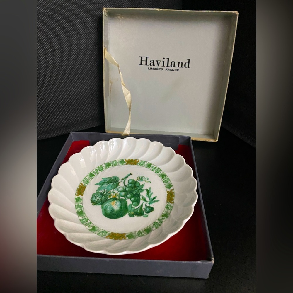 Havilland Collector Plate